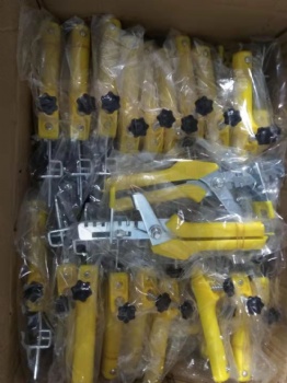 Tile leveling system metal plier